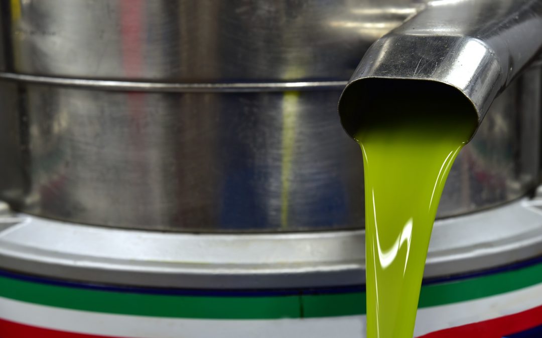 La estabilidad del mercado de aceite de oliva requiere la puesta en marcha de múltiples medidas simultáneas